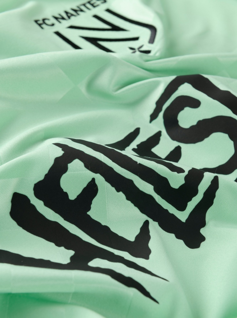 Sweat Entrainement HELLFEST Adulte FC Nantes 25/26
