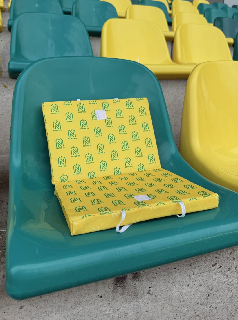 Coussin Stade Logo/On Est Nantes